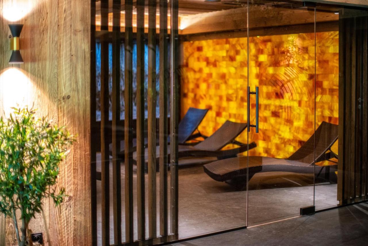 Meta Aparthotel 3*