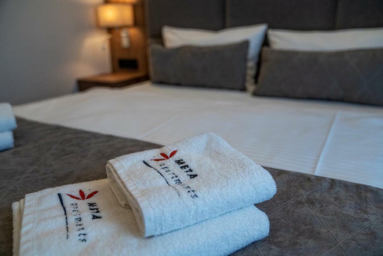 Meta Aparthotel