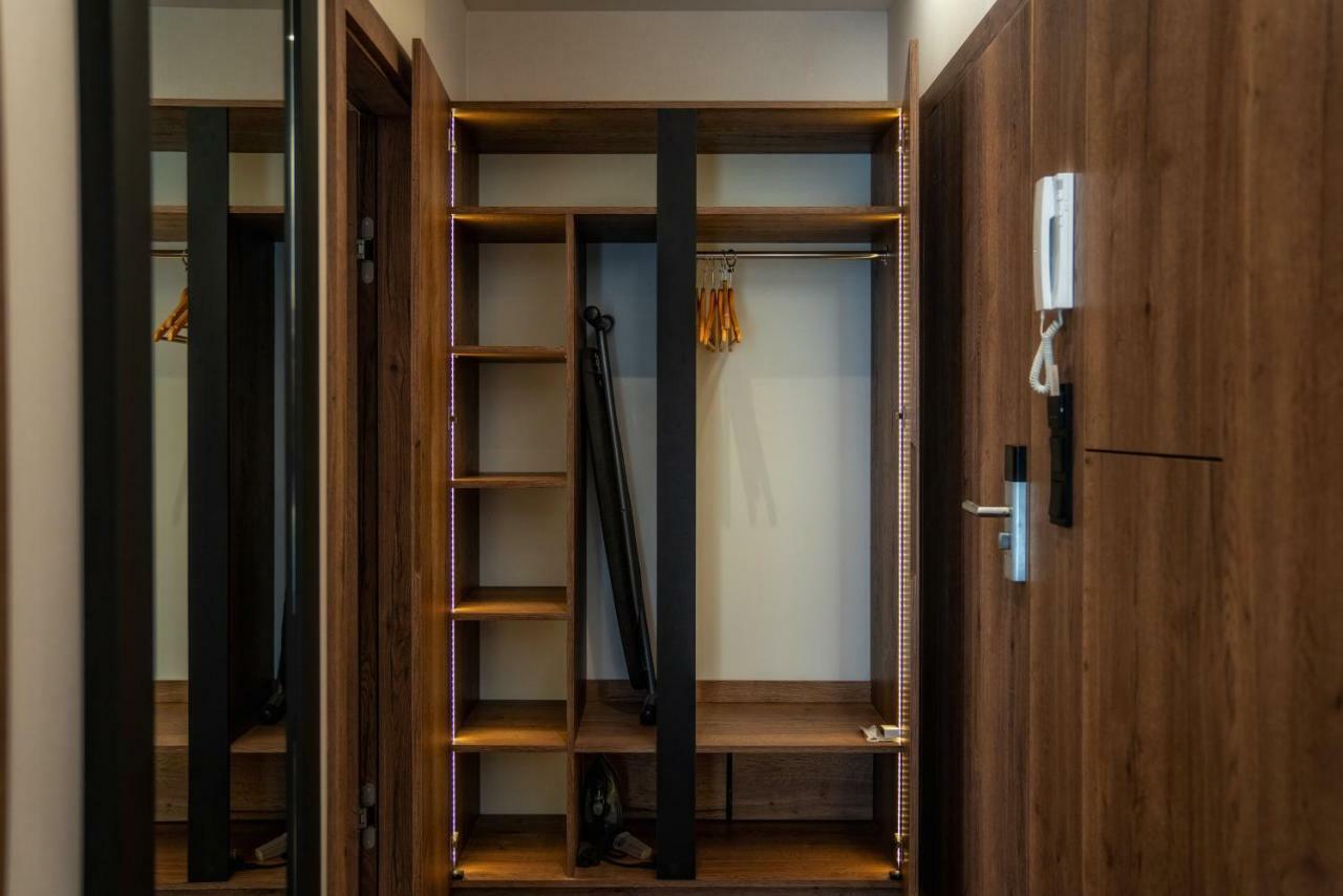 Meta Aparthotel 3*