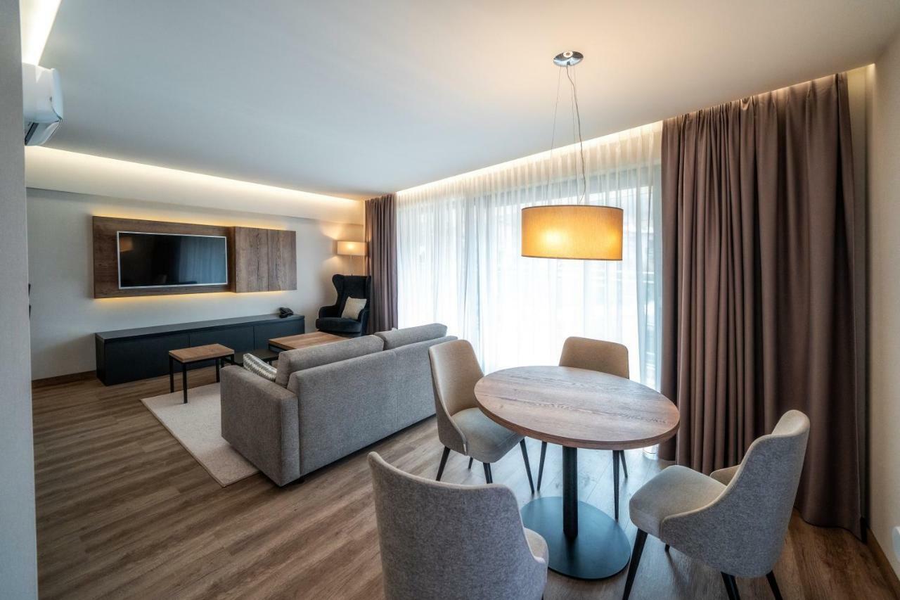 Meta Aparthotel