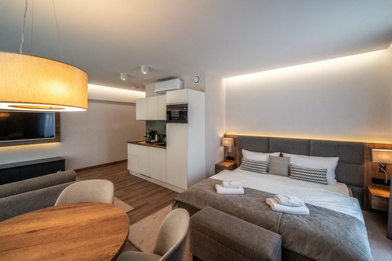 Meta Aparthotel